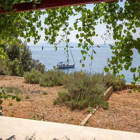Family Friendly Seaside Cove Rapak, Hvar - 12779