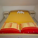 Family Friendly Seaside Cove Rapak, Hvar - 12779 Apartmán *