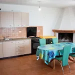 Apartmán Family Friendly Seaside Cove Rapak, Hvar - 12779 *