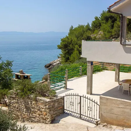 Family Friendly Seaside Cove Rapak, Hvar - 12779 Apartment Gdinj