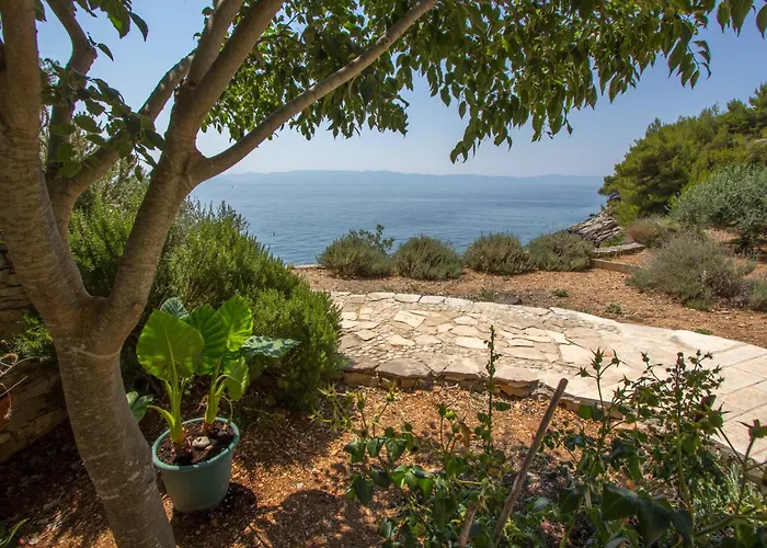 Family Friendly Seaside Cove Rapak, Hvar - 12779 Gdinj