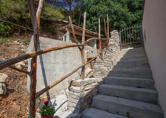 דירה Family Friendly Seaside Cove Rapak, Hvar - 12779 Gdinj